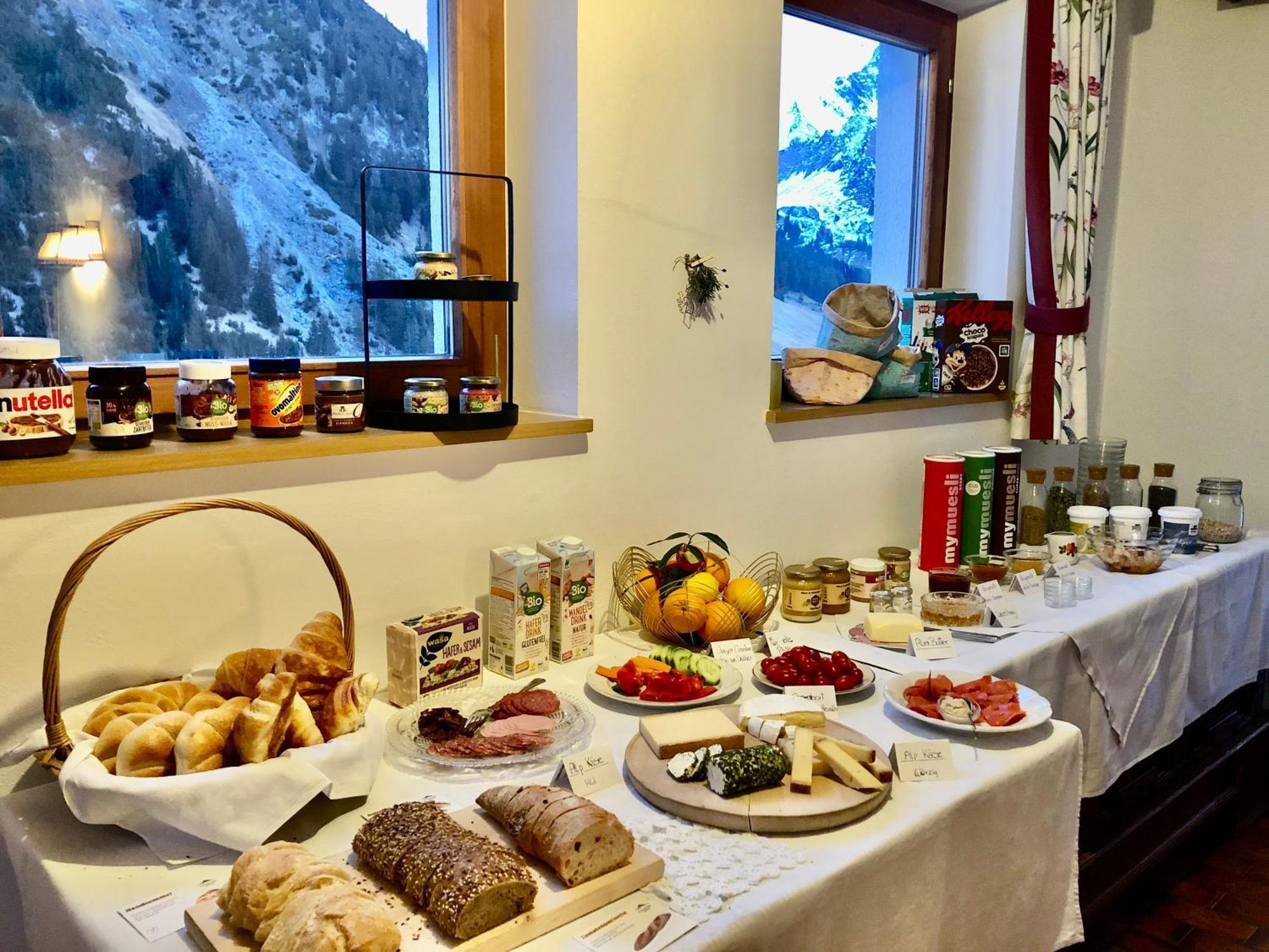 Pension Bergheim Warth  外观 照片